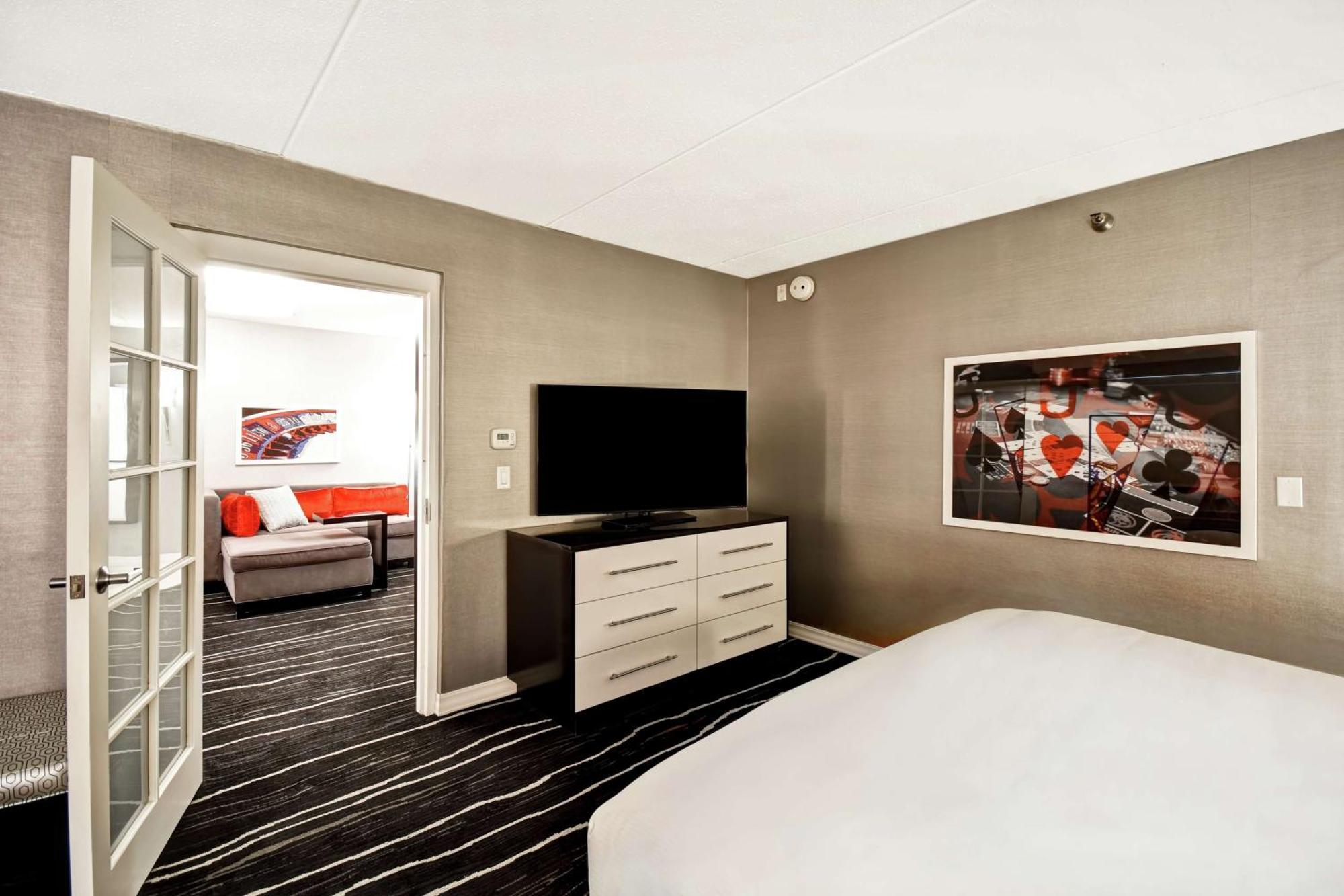 Doubletree By Hilton Deadwood At Cadillac Jack'S Exterior foto